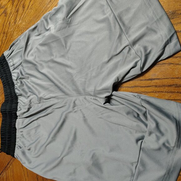 men's aeroready adidas shorts - Picture 4 of 7